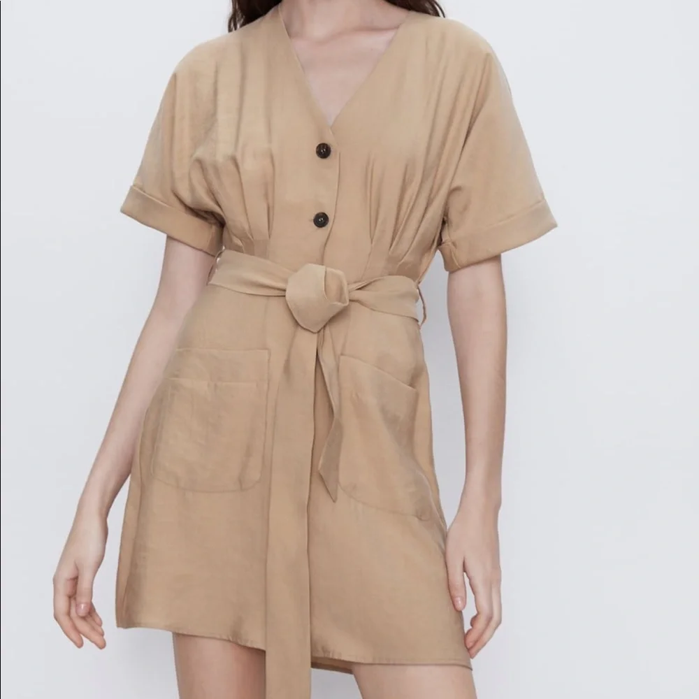 NWT Zara Button-up Dress size Medium